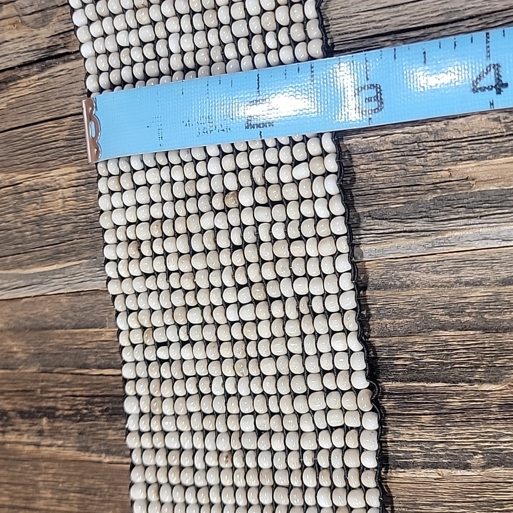 3/$10 *Stretchy Shell & Wood Belt 32+ - Picture 9 of 10